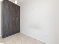 Bed Room 1 of property in Olivedale