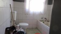 Bathroom 2 of property in Elsburg