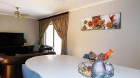 Dining Room - 12 square meters of property in Theresapark