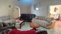 Lounges - 25 square meters of property in Malmesbury
