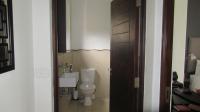 Bathroom 1 - 9 square meters of property in Simbithi Eco Estate