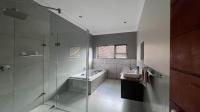 Main Bathroom - 9 square meters of property in Kathu