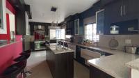 Kitchen - 28 square meters of property in Gallo Manor