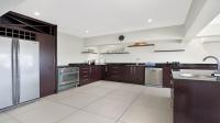 Kitchen - 65 square meters of property in Yzerfontein
