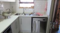 Kitchen - 9 square meters of property in Jansen Park