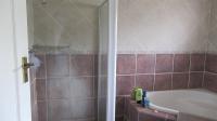 Main Bathroom - 20 square meters of property in Ramsgate