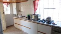 Kitchen - 21 square meters of property in Symhurst