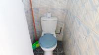 Bathroom 1 - 2 square meters of property in Moorton