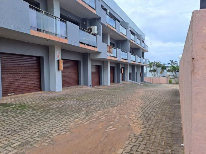 2 Bedroom Apartment for Sale For Sale in Uvongo - MR564197