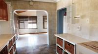 Kitchen - 11 square meters of property in Uvongo