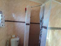 Bathroom 2 - 4 square meters of property in Reservoir Hills KZN