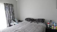 Bed Room 2 - 14 square meters of property in Ravensklip
