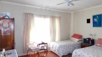 Main Bedroom - 26 square meters of property in Ninapark