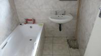 Bathroom 1 - 4 square meters of property in Naturena