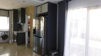 Kitchen - 12 square meters of property in The Orchards
