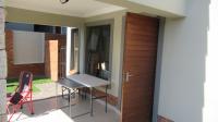 Patio - 16 square meters of property in Kyalami Hills