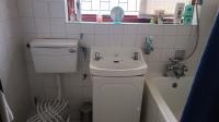 Bathroom 1 - 5 square meters of property in Plumstead