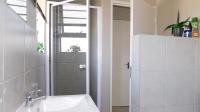 Main Bathroom - 8 square meters of property in Summerset