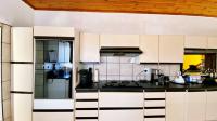 Kitchen - 29 square meters of property in Hazeldene