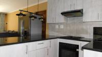 Kitchen - 10 square meters of property in Chantelle