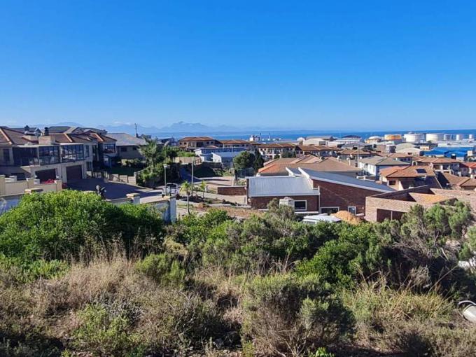 Land for Sale For Sale in Mossel Bay - MR575536
