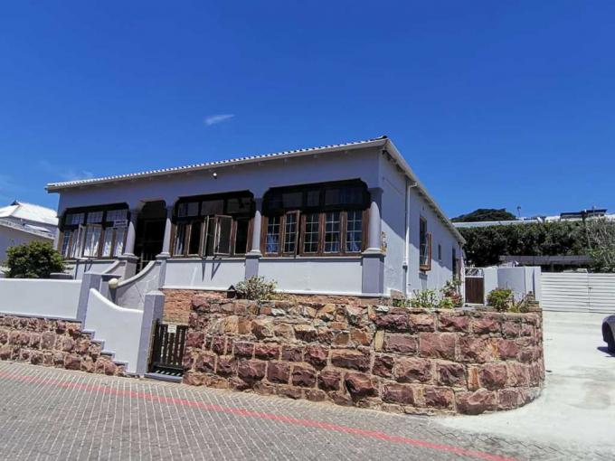 4 Bedroom House for Sale For Sale in Mossel Bay - MR575867