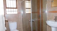 Bathroom 1 - 4 square meters of property in Melodie