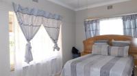 Bed Room 1 - 19 square meters of property in Mountain View