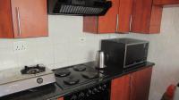 Kitchen - 16 square meters of property in Rensburg