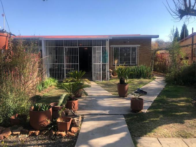 2 Bedroom Simplex for Sale For Sale in Parys - MR577154