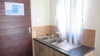 Kitchen - 7 square meters of property in Palm Ridge