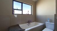 Main Bathroom - 7 square meters of property in Ben Fleur