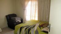 Bed Room 2 - 12 square meters of property in Vereeniging