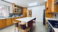 Kitchen - 30 square meters of property in Constantiapark