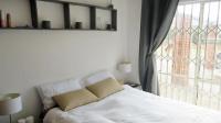 Bed Room 2 - 14 square meters of property in Driefontein