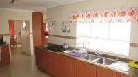 Kitchen - 43 square meters of property in Impala Park