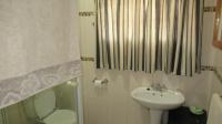 Bathroom 1 - 10 square meters of property in Impala Park