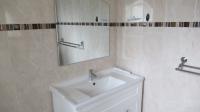 Main Bathroom - 6 square meters of property in Primrose