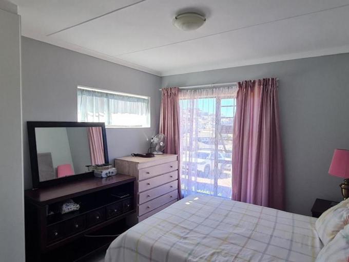 3 Bedroom Simplex for Sale For Sale in Mossel Bay - MR581458
