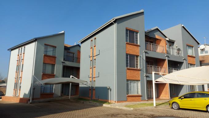 2 Bedroom Apartment for Sale For Sale in Benoni - MR582050
