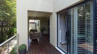 Patio - 20 square meters of property in Bryanston