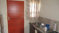 Kitchen - 5 square meters of property in Daveyton