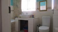 Bathroom 1 - 5 square meters of property in Sophiatown