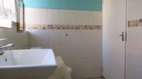Bathroom 1 - 5 square meters of property in Sophiatown