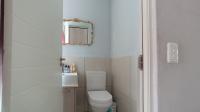 Bathroom 2 - 3 square meters of property in Bryanston