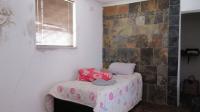 Bed Room 1 - 25 square meters of property in Kensington - JHB