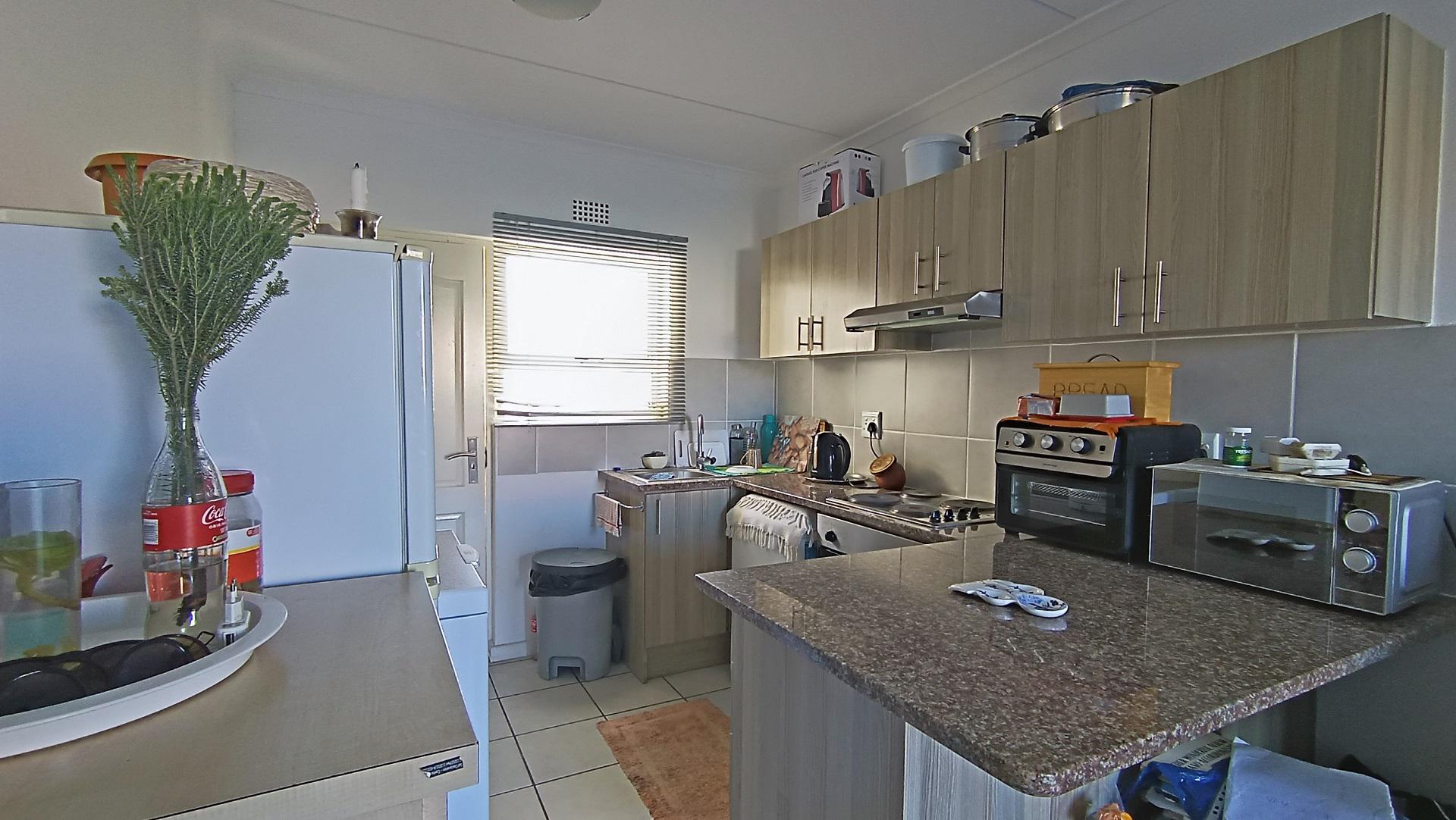 Kitchen - 7 square meters of property in Muizenberg  