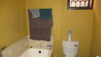 Main Bathroom - 5 square meters of property in Witfield