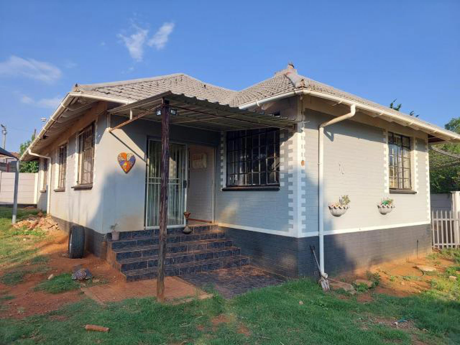 Front View of property in Stilfontein