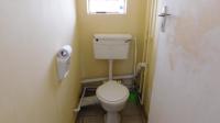 Guest Toilet - 2 square meters of property in Pinetown 